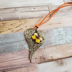 Purse charm Heart Keychain, Keyring, Feather Keychain, Gift Idea for Her Western